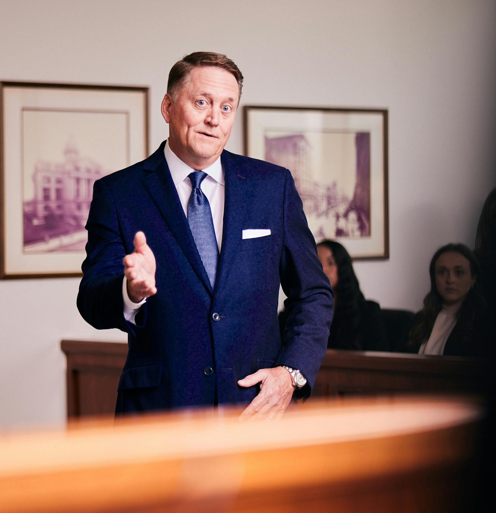 Perdue arguing a case in court