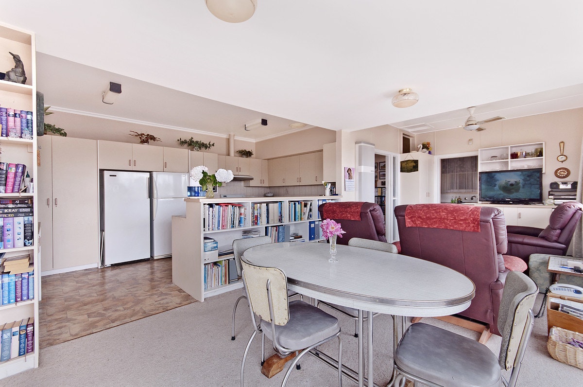 Image of dining room