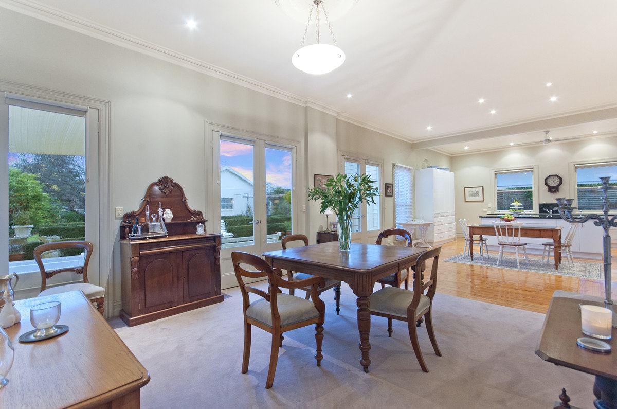 Image of dining room