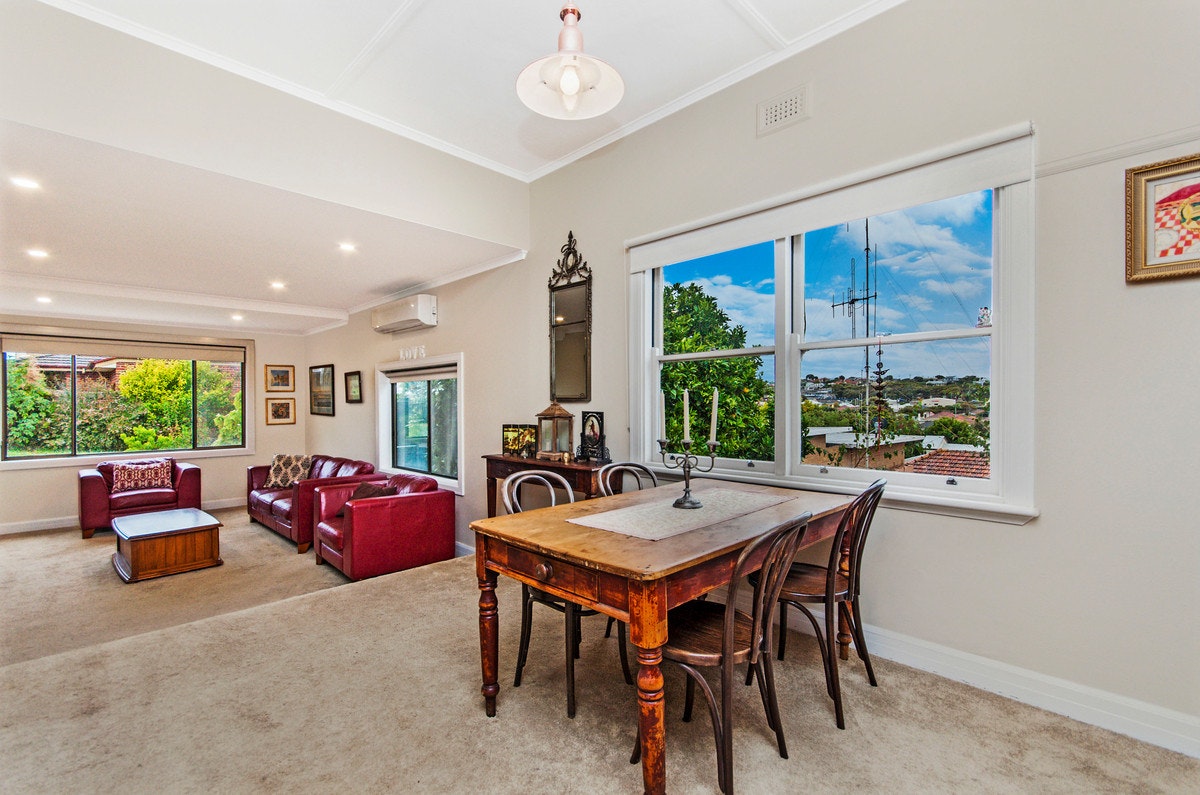 Image of dining room