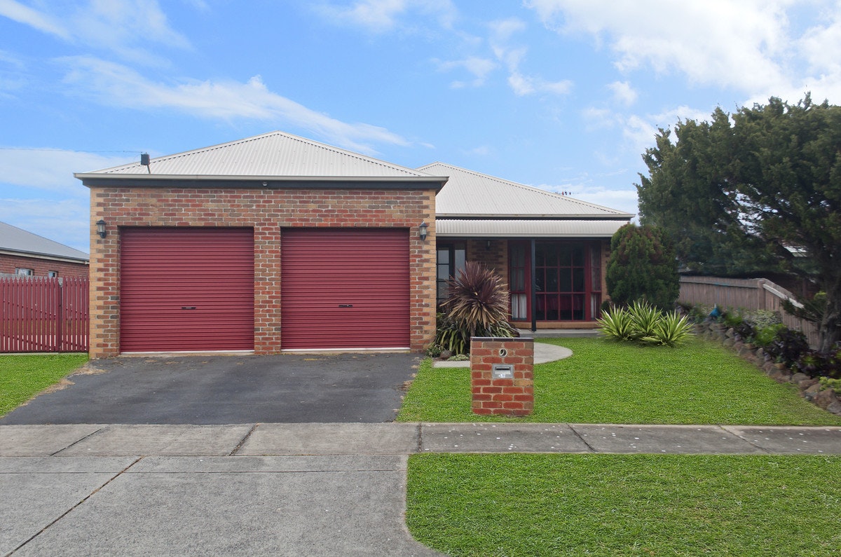 Image of garage