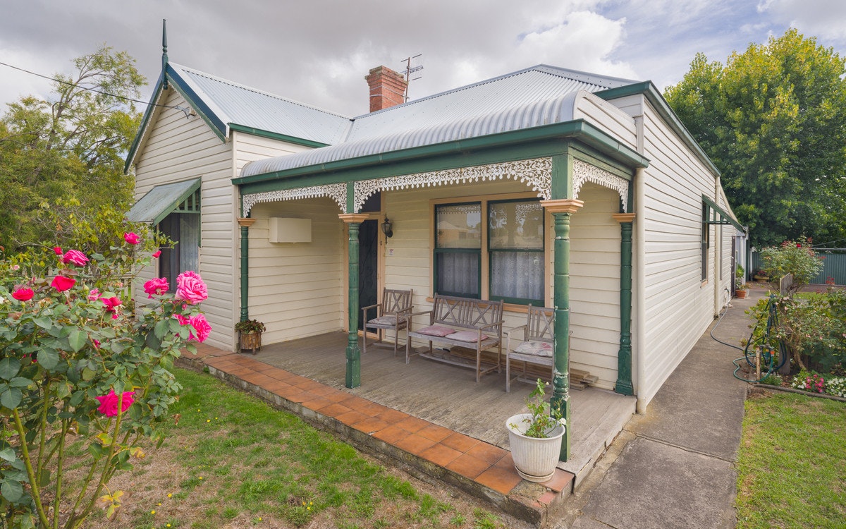 Image of cottage