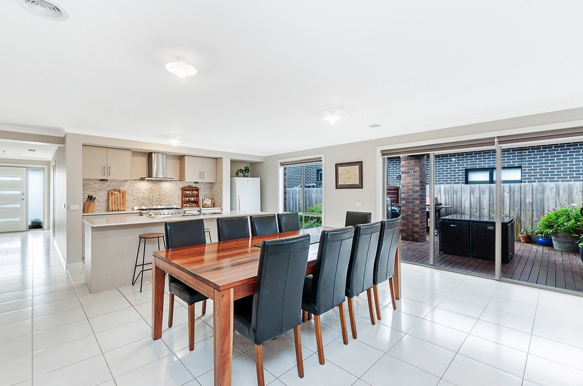 Image of dining room