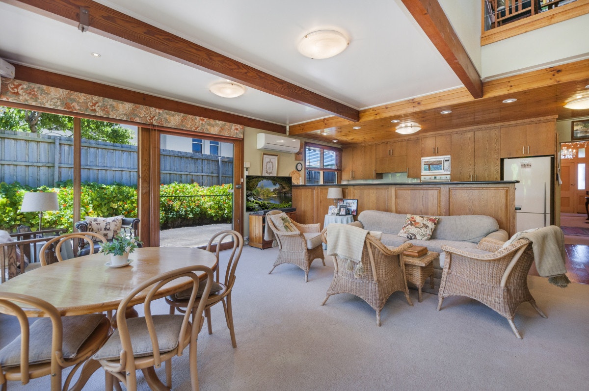 Image of dining room