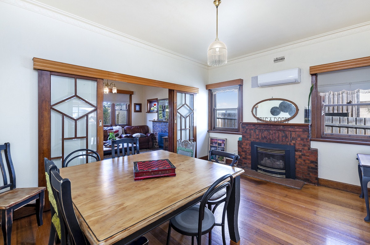 Image of dining room