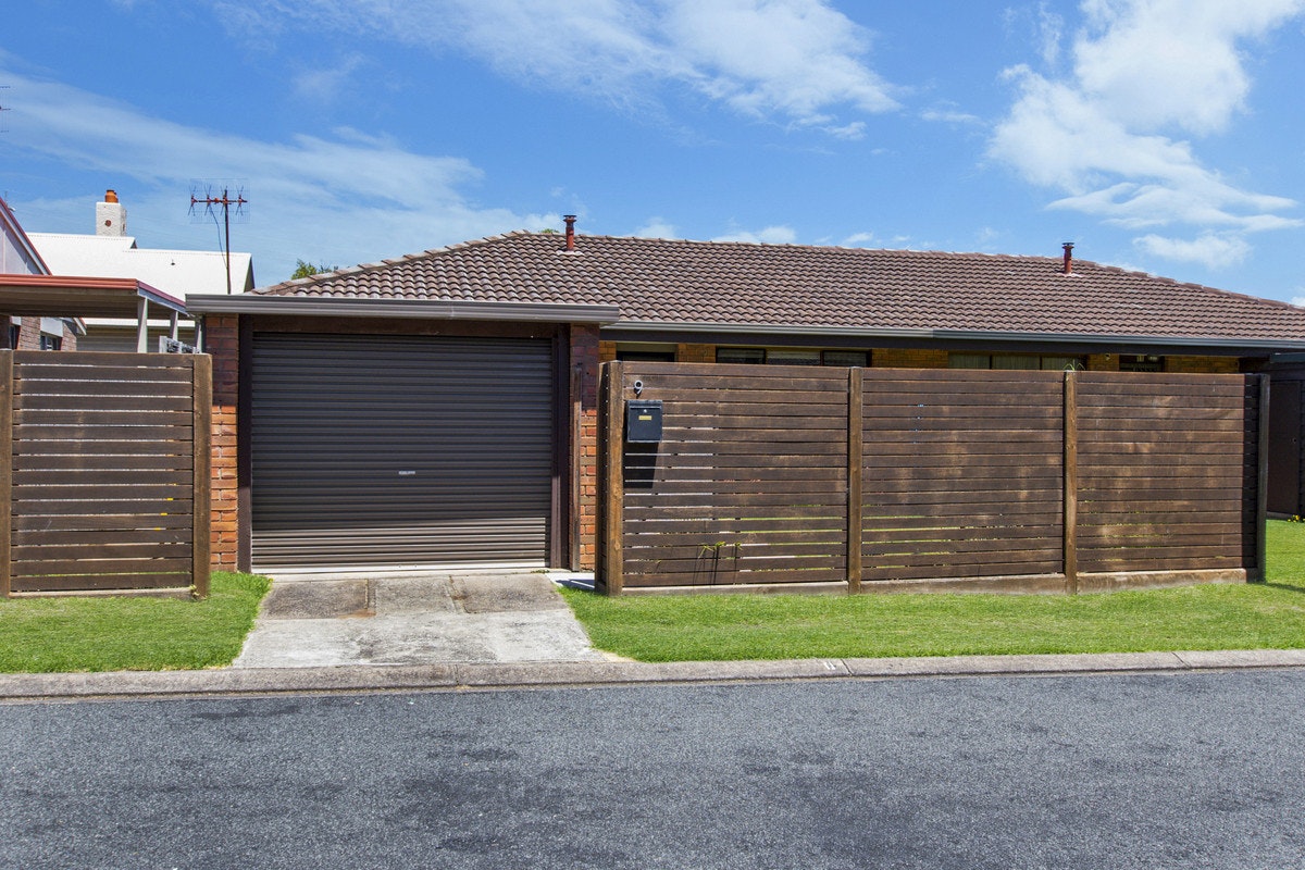Image of garage