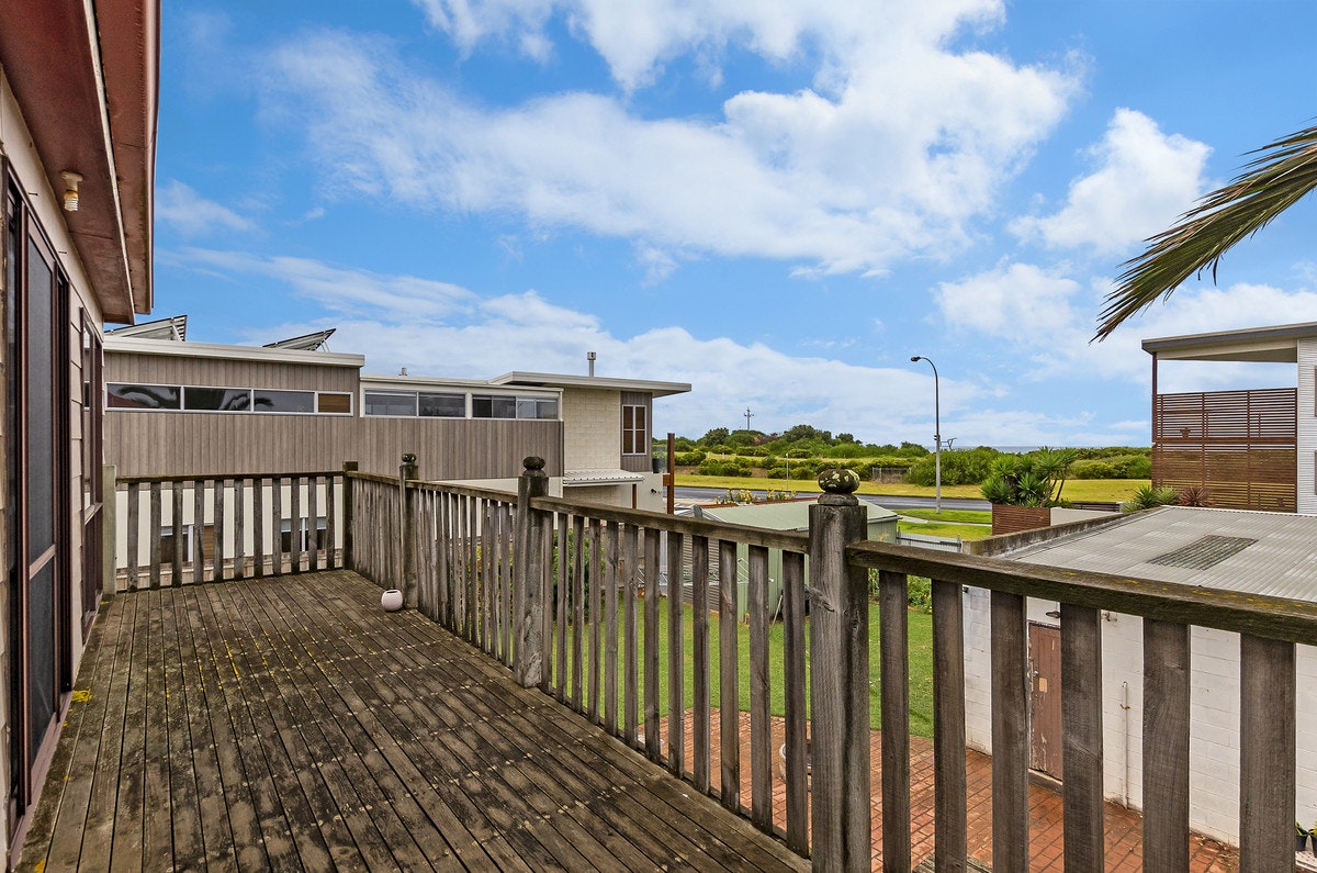 Image of railing