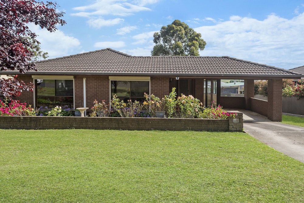 140 Baynes Street, Terang VIC 3264 Harris & Wood