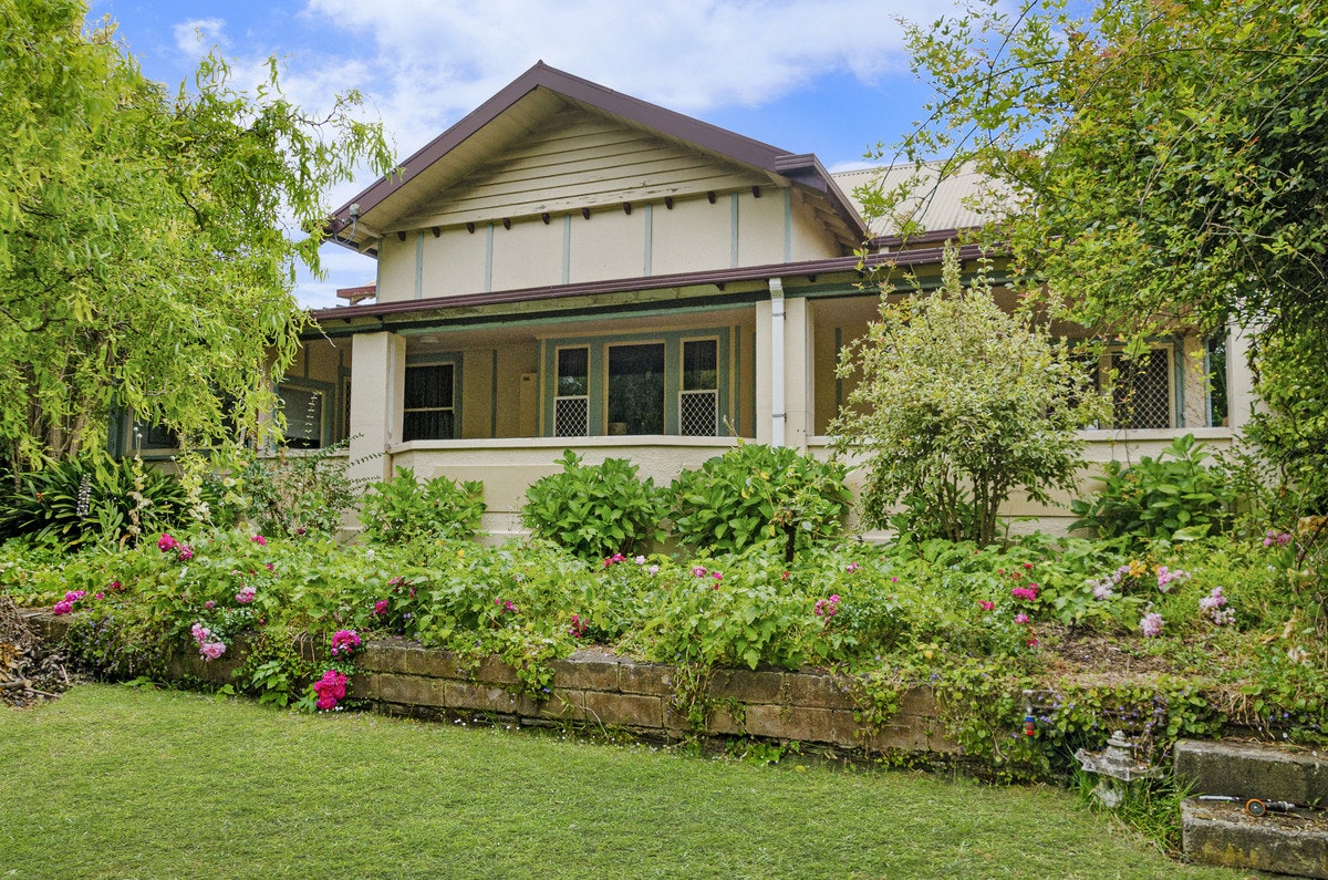 Image of cottage