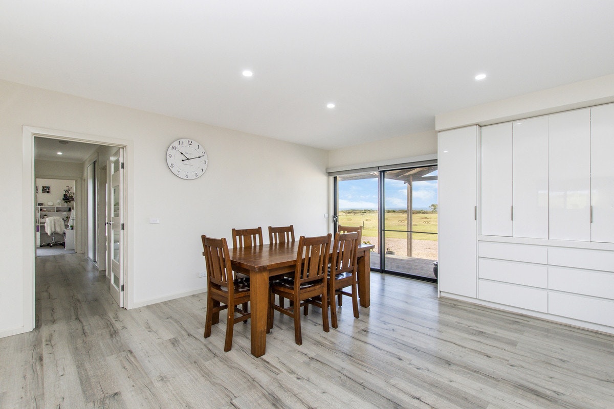 Image of dining room