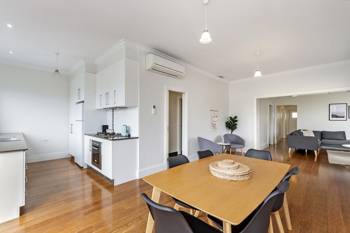 Image of dining room