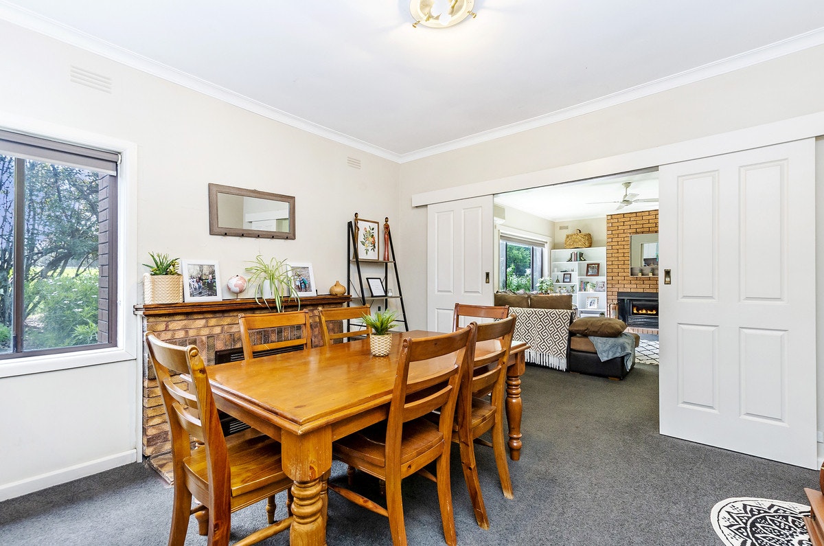 Image of dining room