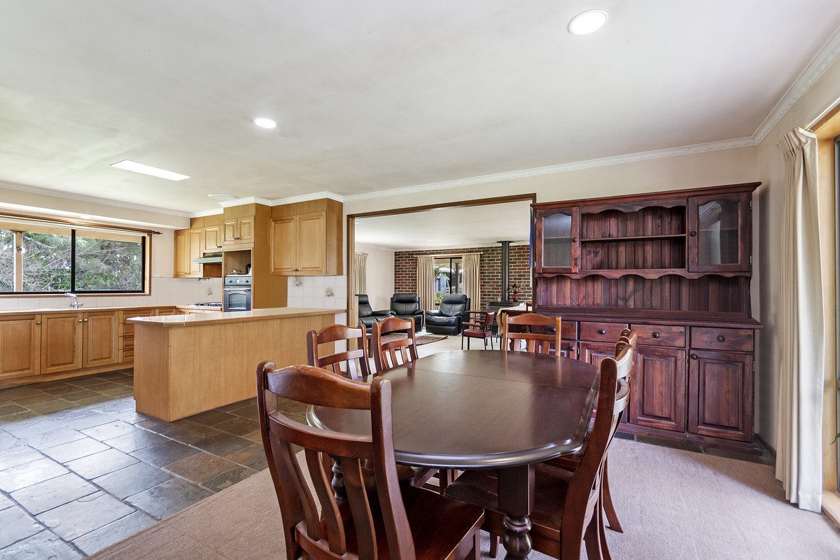 Image of dining room