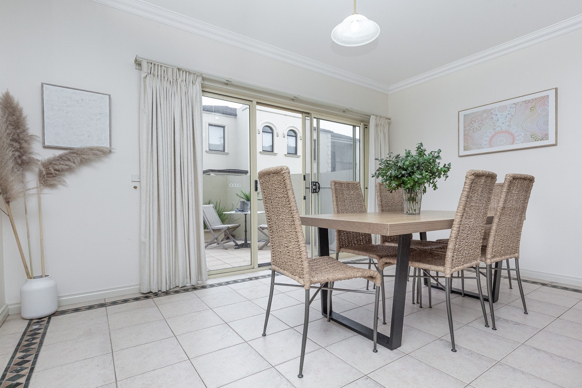 Image of dining room