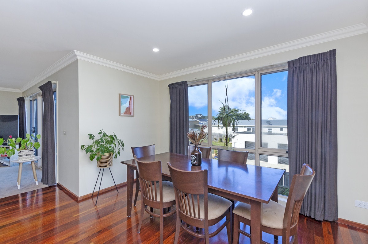 Image of dining room