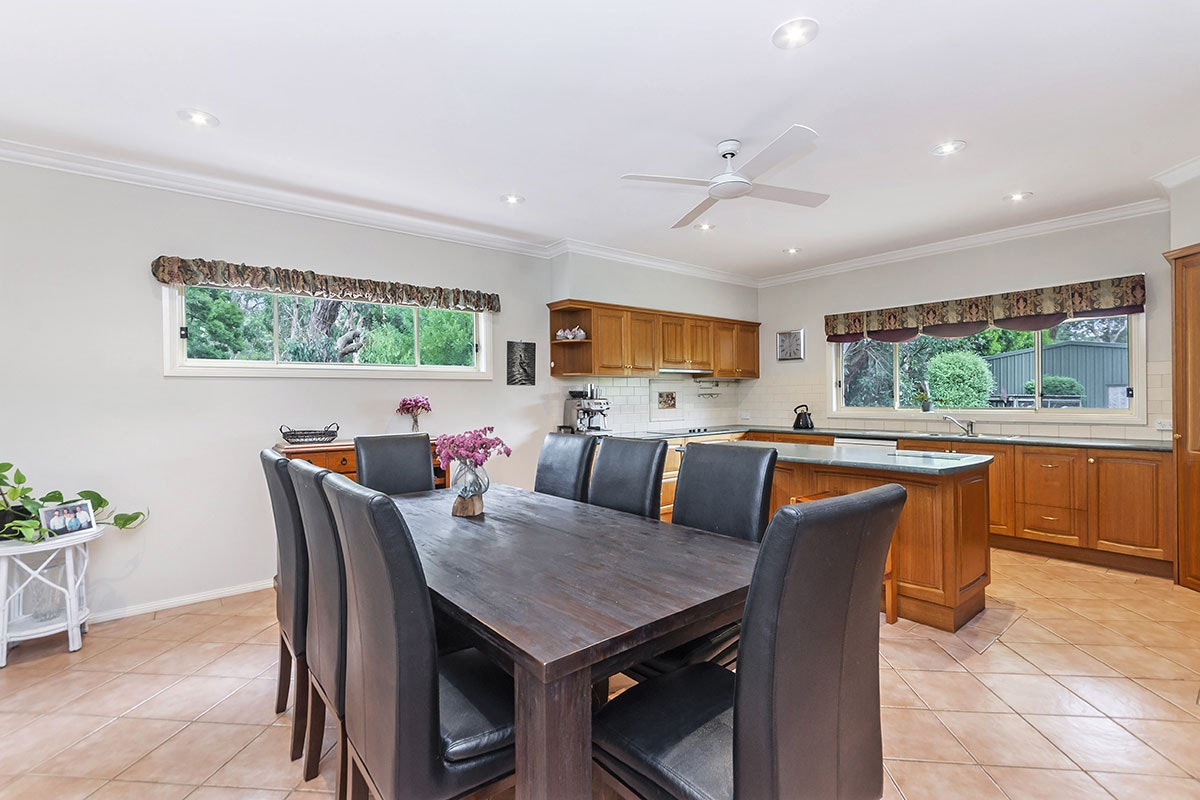 Image of dining room