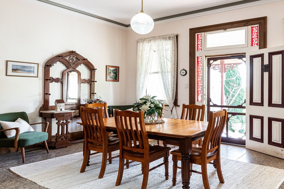 Image of dining room