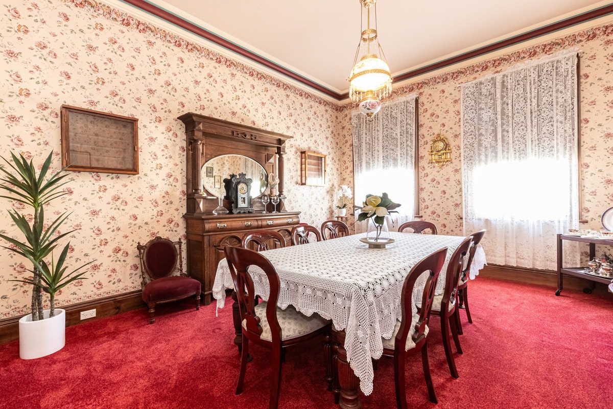 Image of dining room