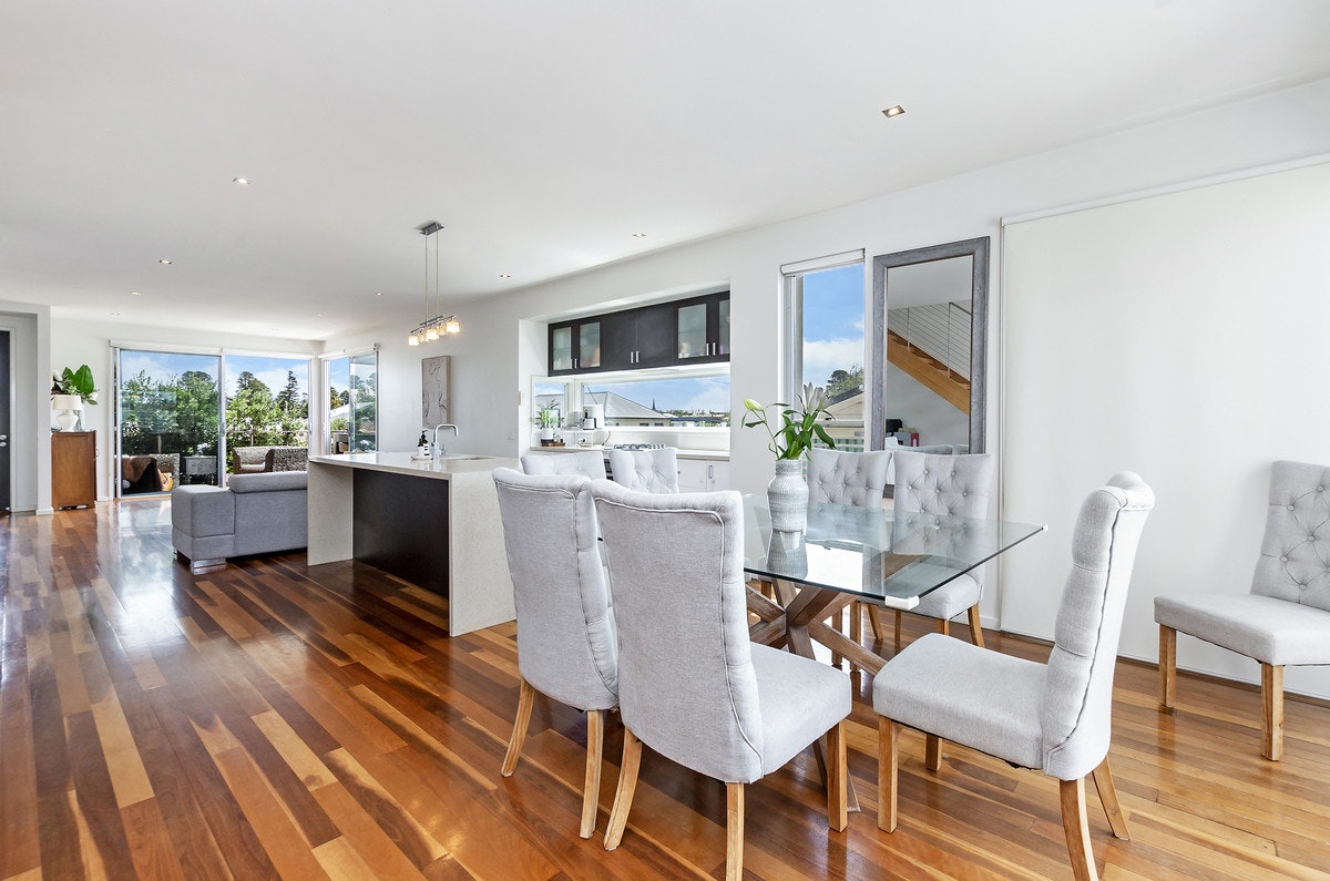 Image of dining room