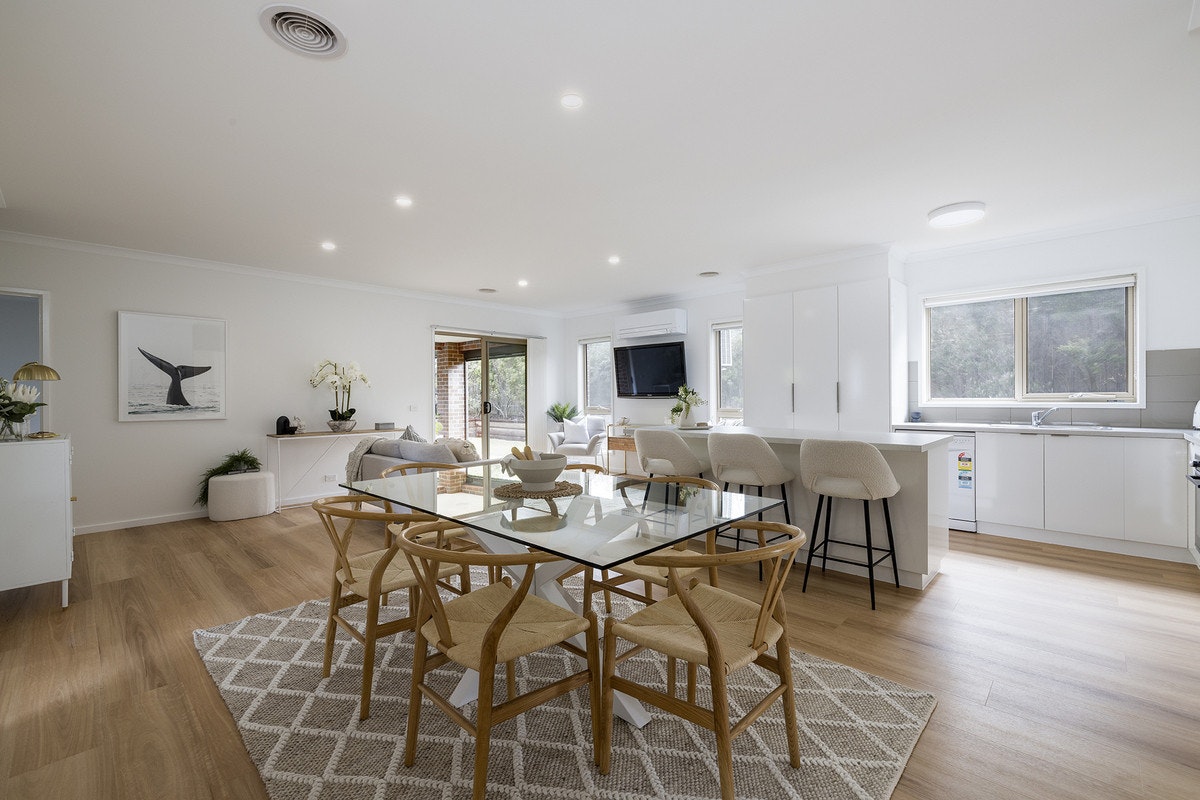 Image of dining room