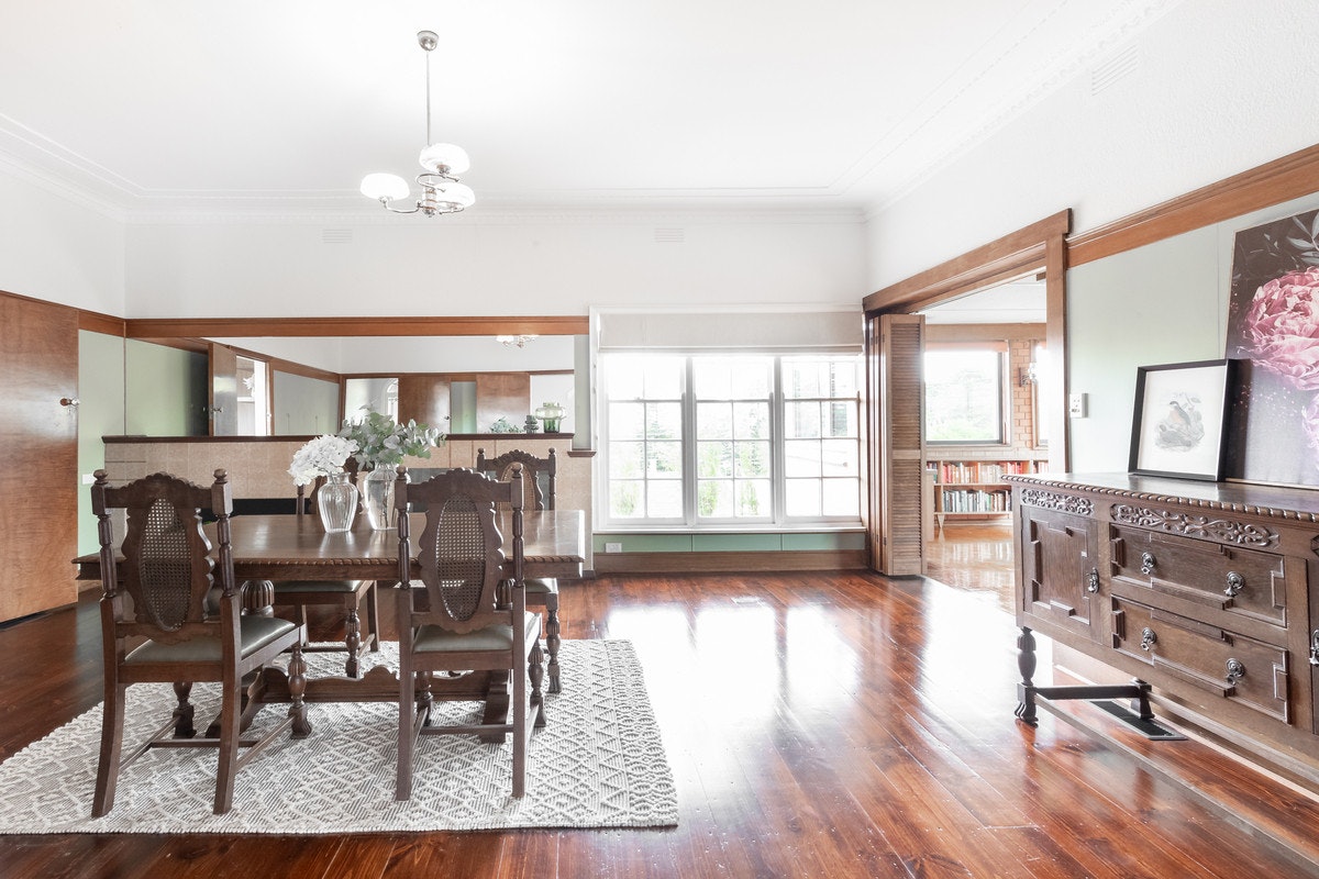 Image of dining room