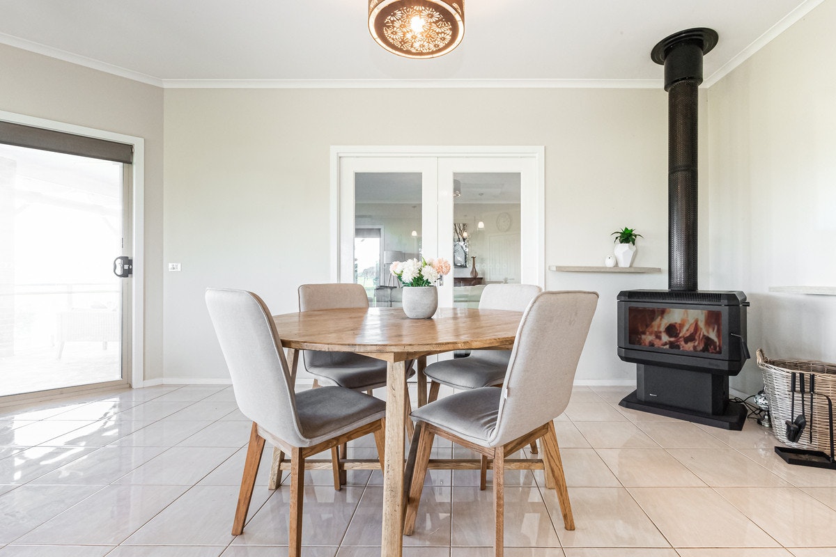 Image of dining room