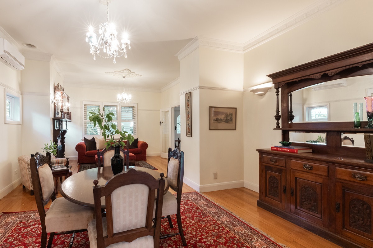 Image of dining room