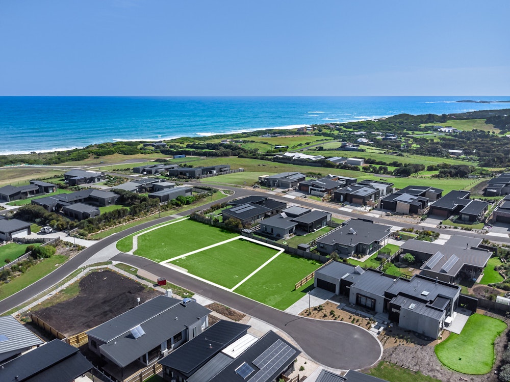 2 Bass Close, Warrnambool VIC 3280 Harris & Wood