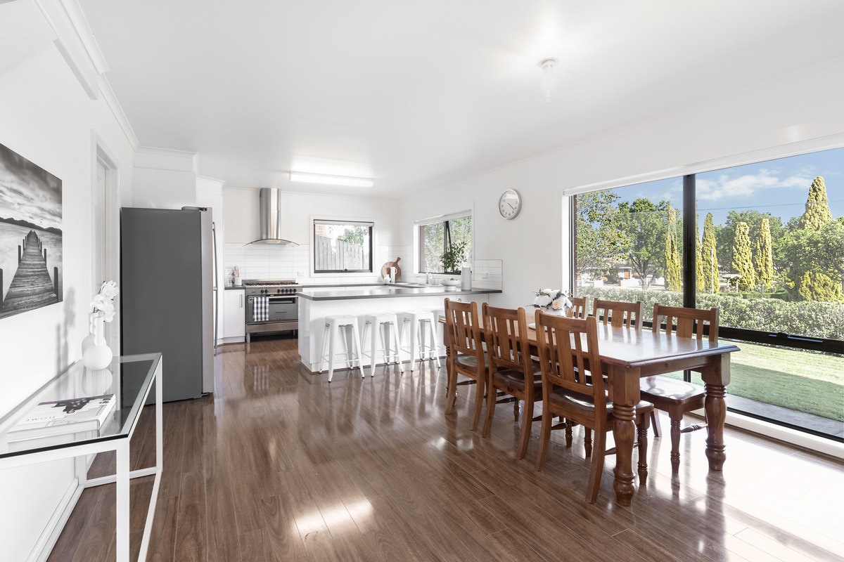 Image of dining room