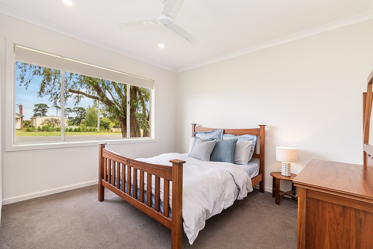 Image of ceiling fan
