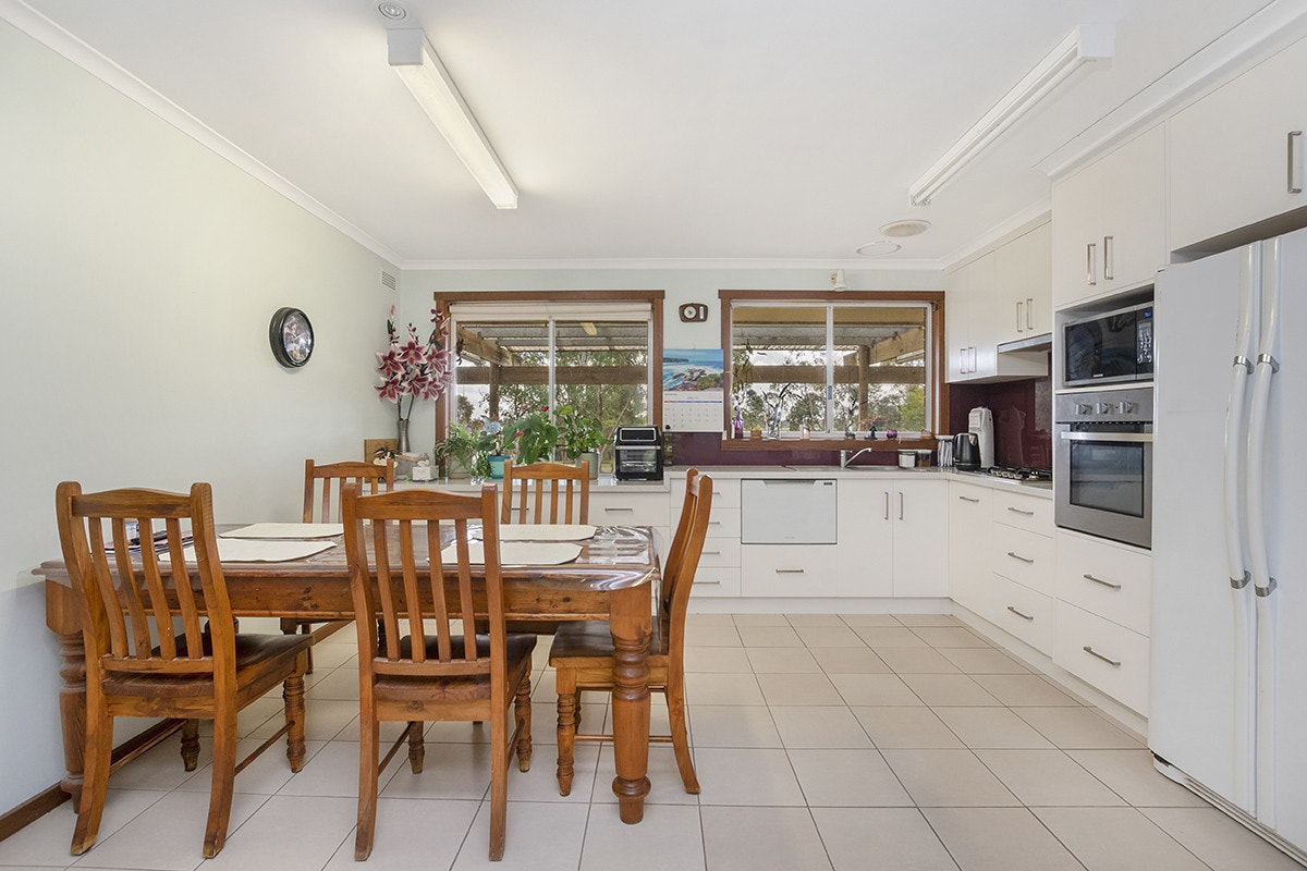 Image of dining room