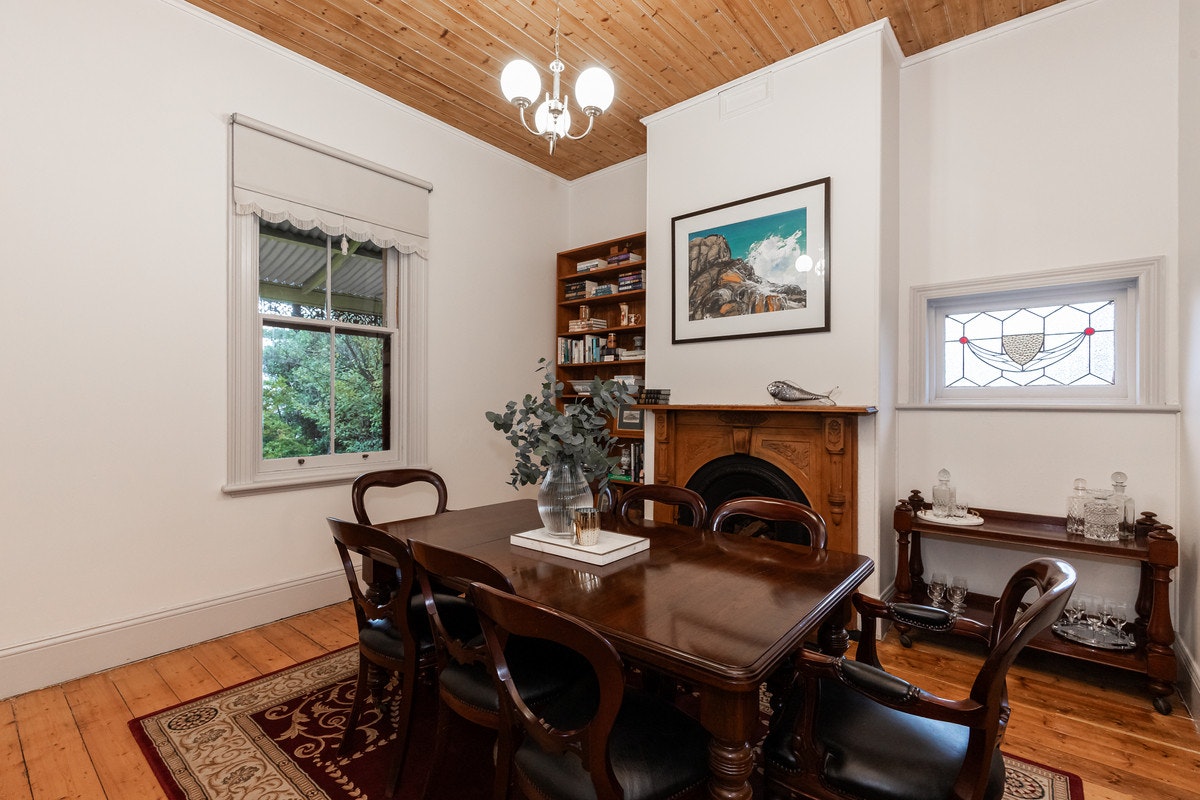 Image of dining room