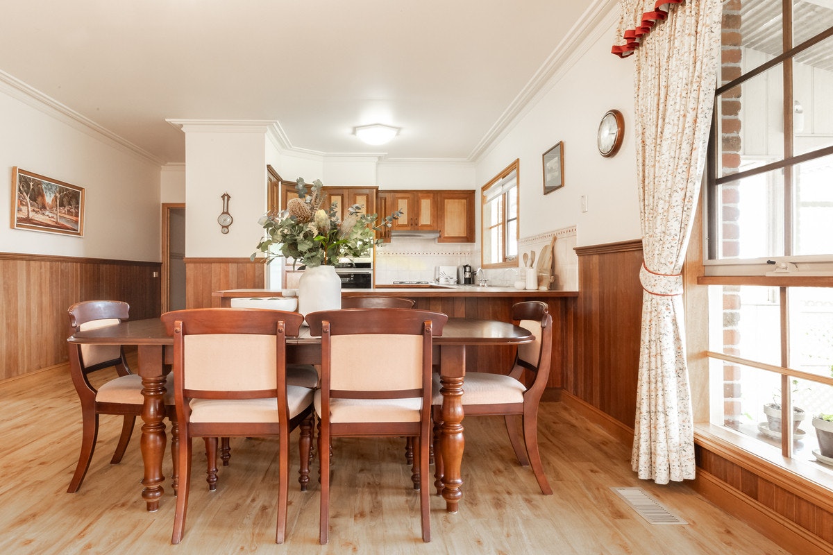 Image of dining room