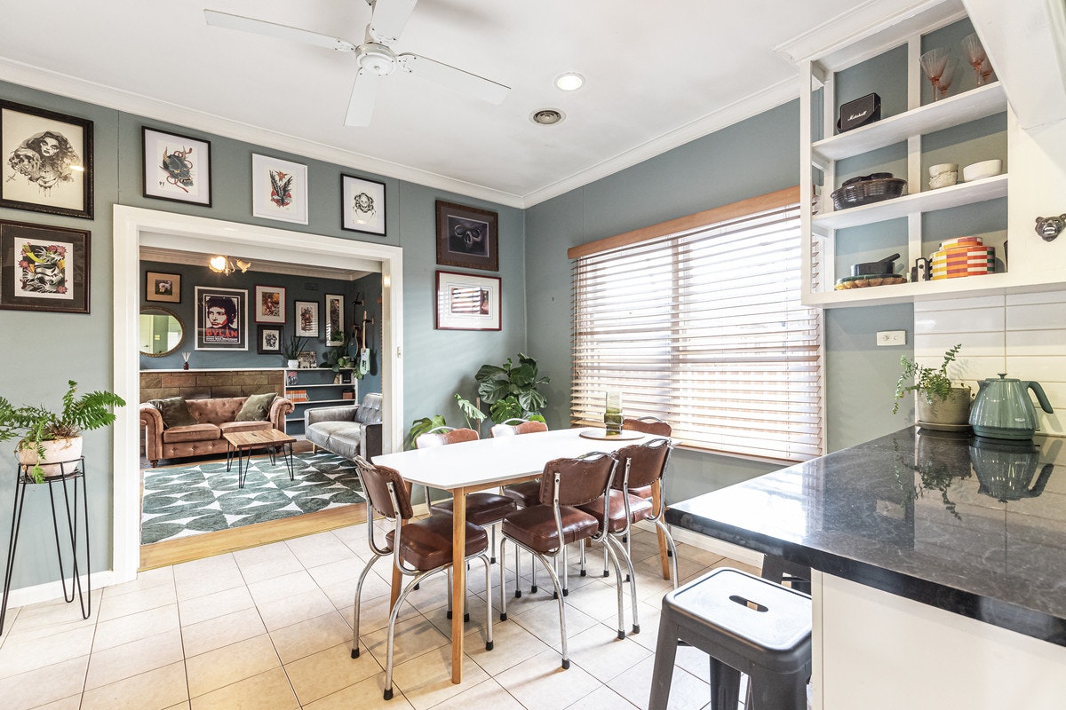 Image of dining room