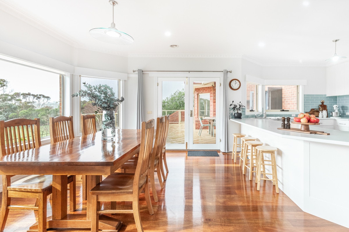 Image of dining room