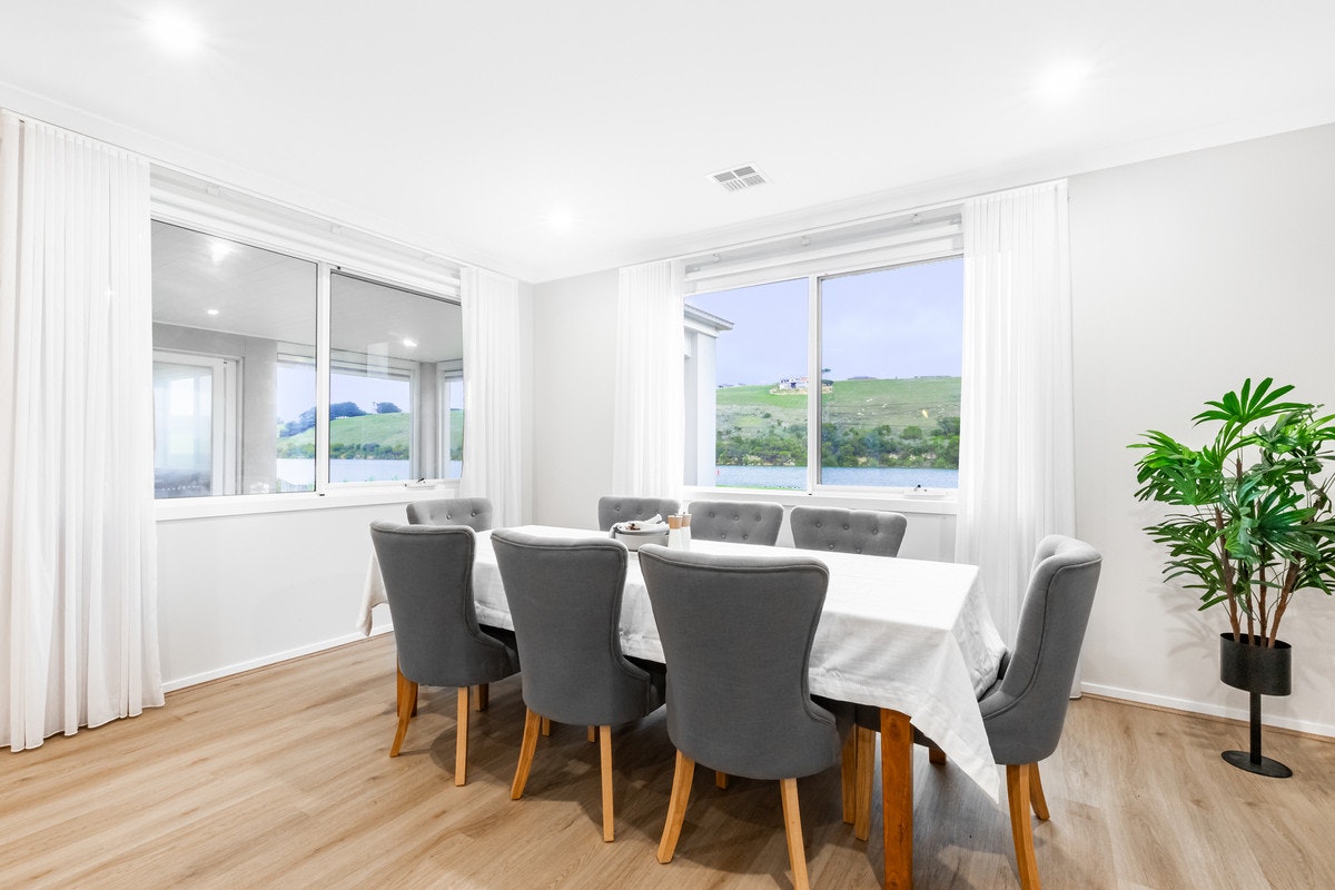 Image of dining room