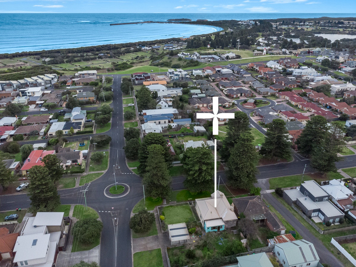 Image of neighborhood