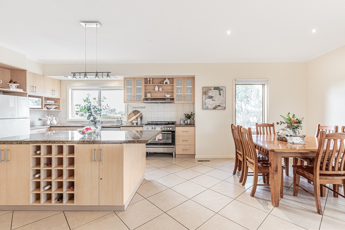 Image of dining room