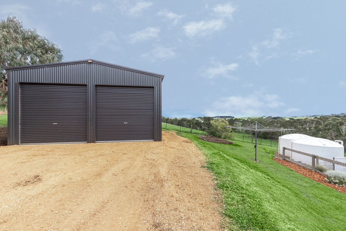 Image of garage