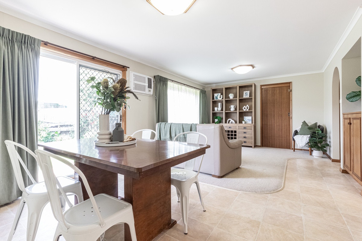 Image of dining room