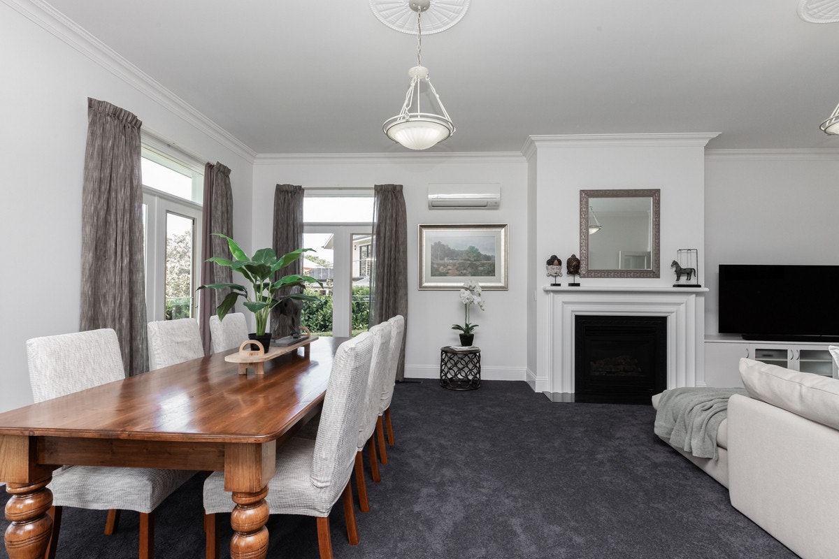 Image of dining room