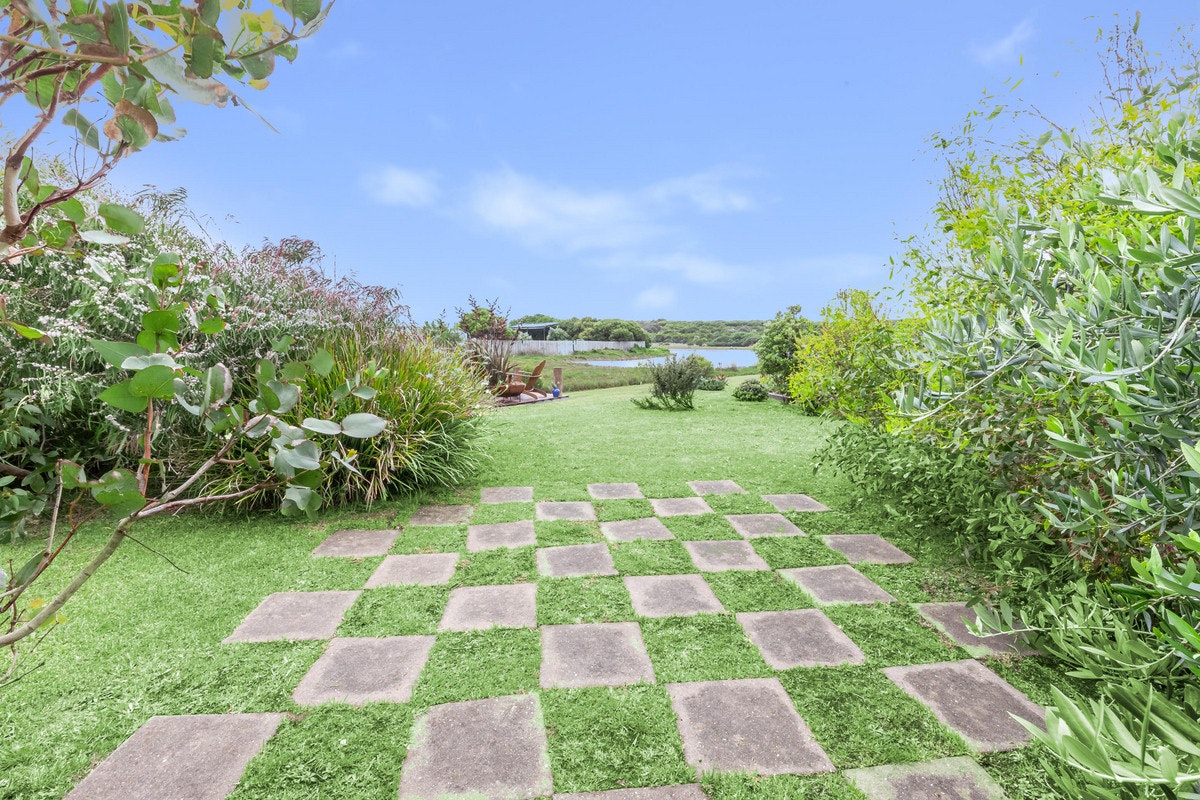 Image of path