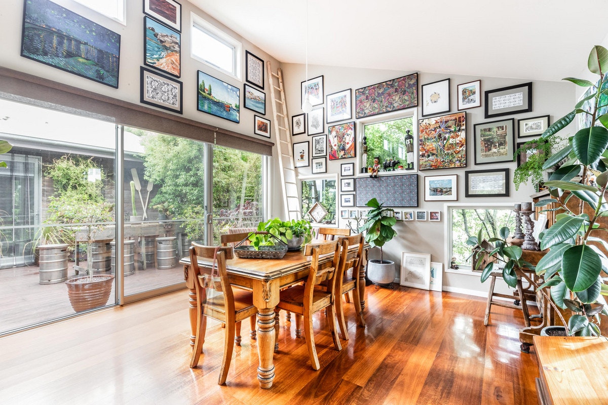 Image of dining room