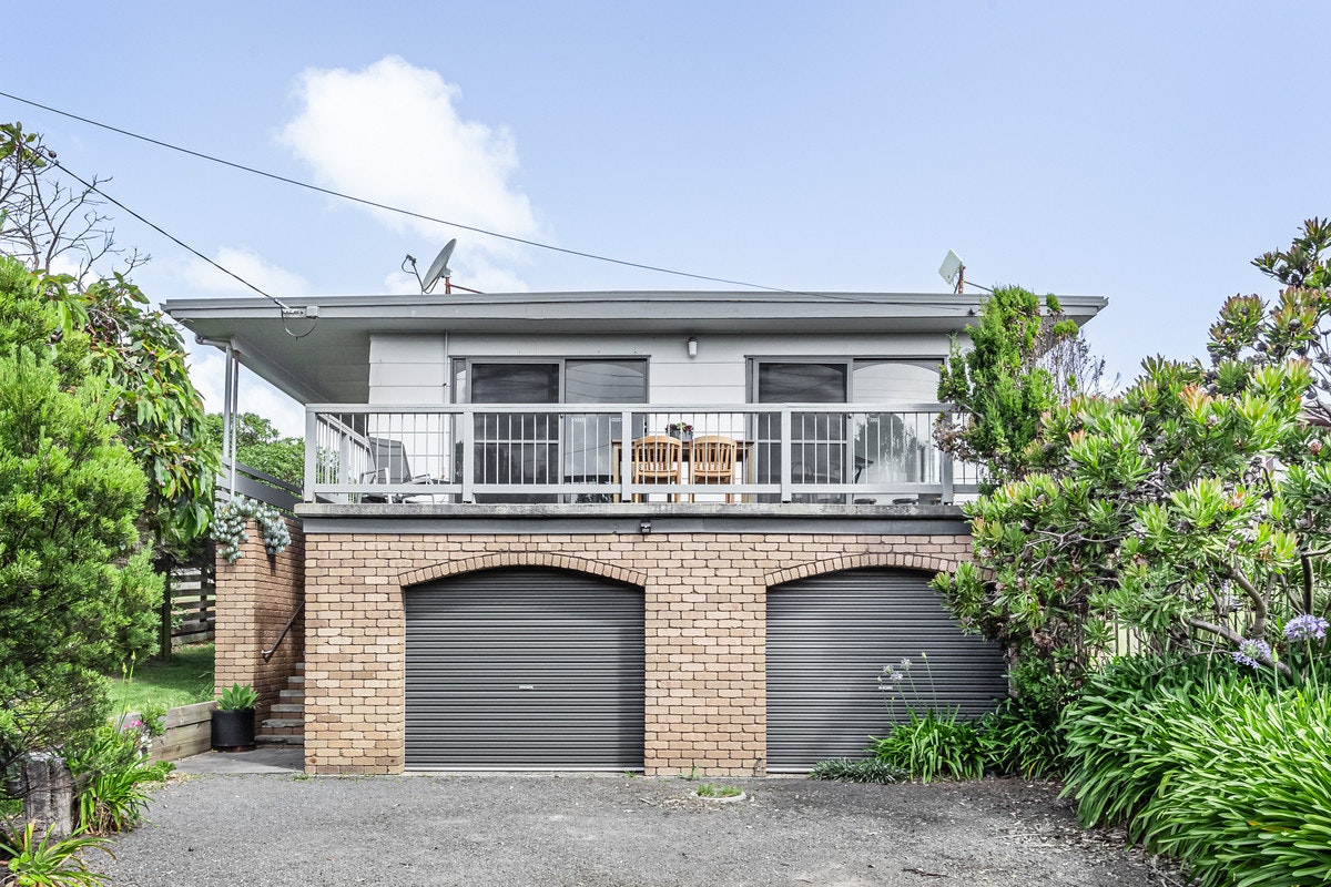 Image of garage