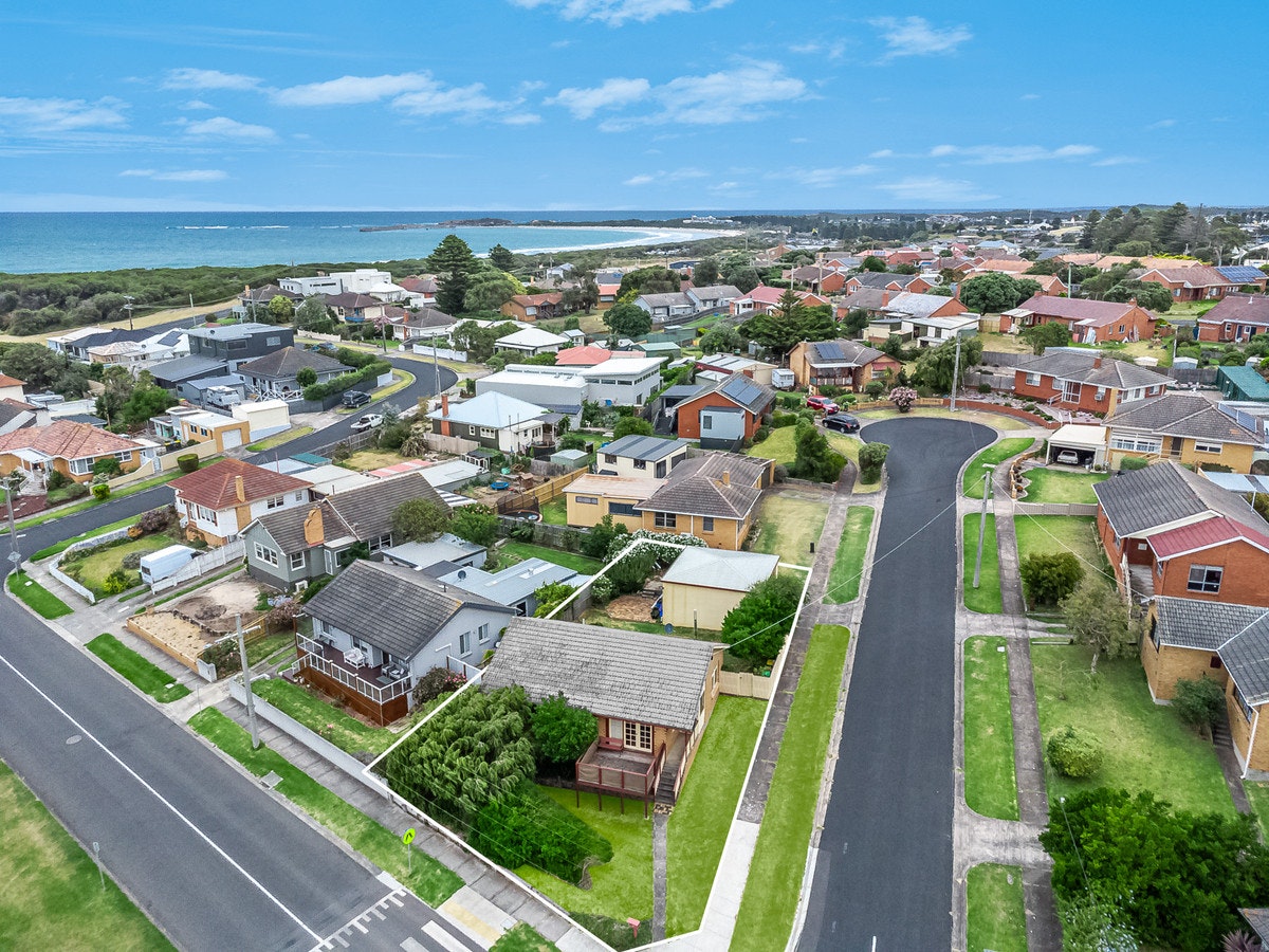 Image of suburb
