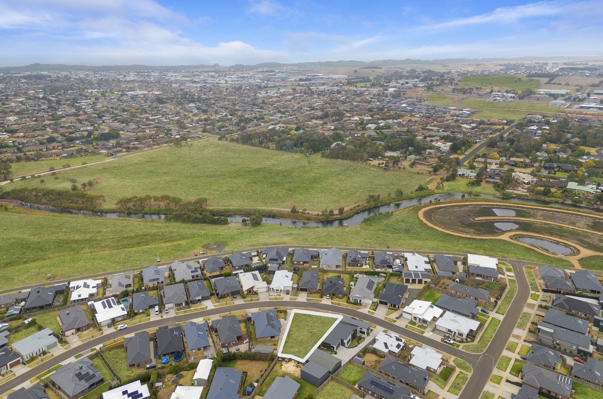 Image of neighborhood