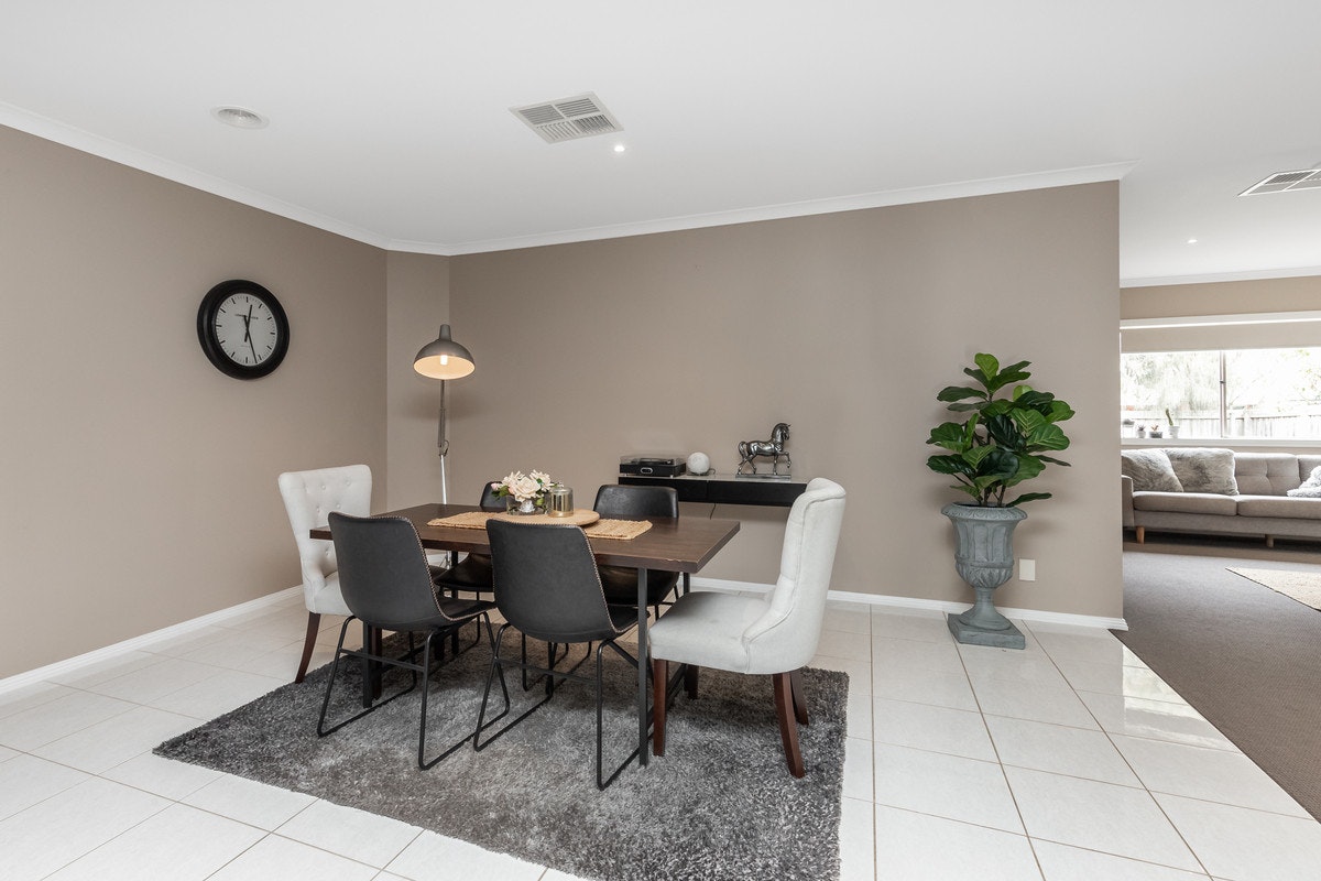 Image of dining room
