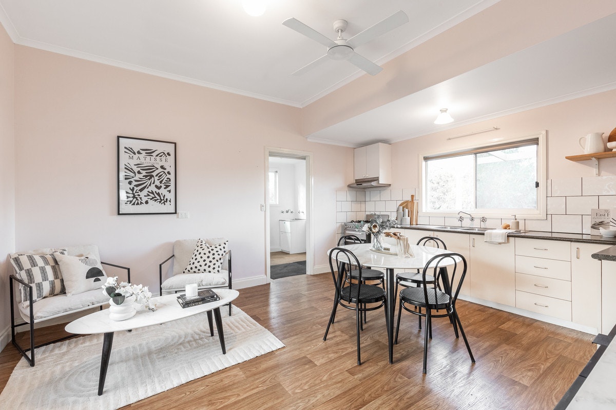 Image of dining room