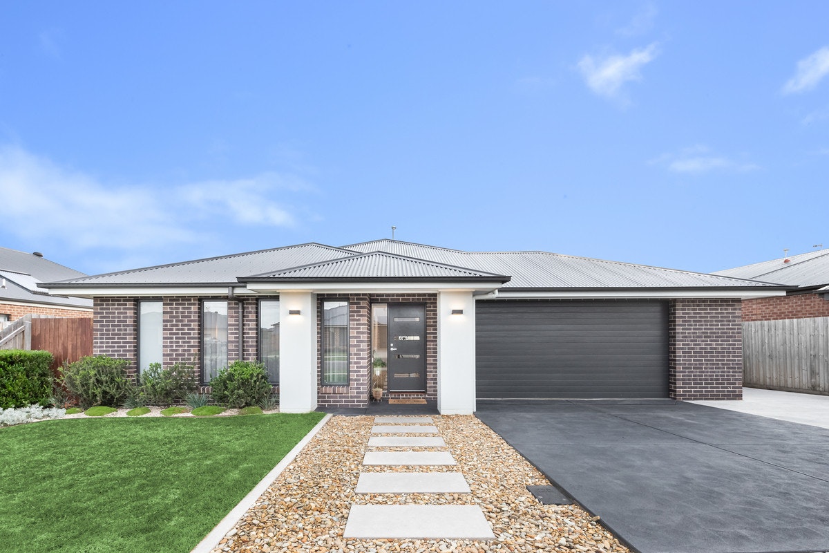 Image of garage