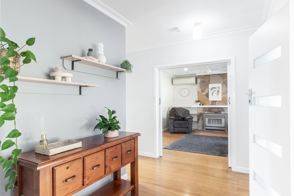 Image of corner